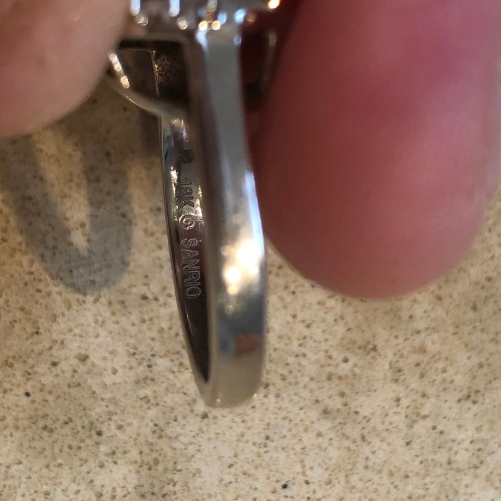 KLS HELLO KITTY DIAMOND RING - Picture 4 of 5